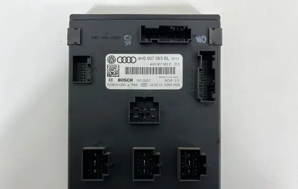 Volkswagen Touareg II Comfort/convenience module 4H0907063BL 4H0907063D