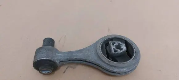 Alfa Romeo Mito Engine mount bracket 013A236