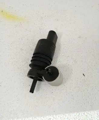 Audi A3 S3 8P Windscreen/windshield washer pump 312278912