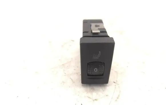 Volkswagen PASSAT B5.5 Seat heating switch 3B0963564C