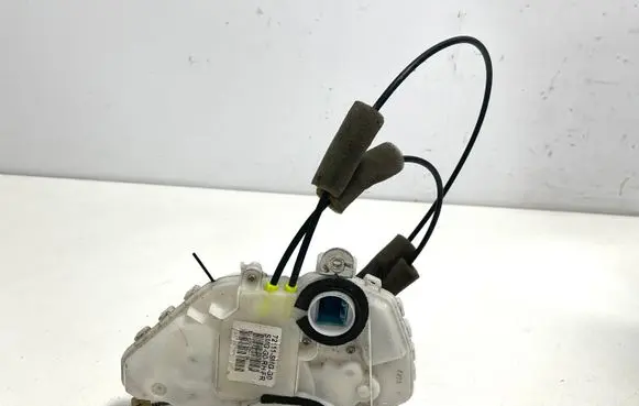 Honda Civic Front door lock 72111SMGG0 K9302110A GA72879