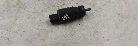 BMW 3 E46 Windscreen/windshield washer pump