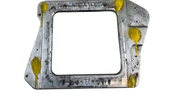 Nissan X-Trail T30 Radiator trim K5581