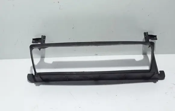 Volvo C30 Intercooler air channel guide 31283503