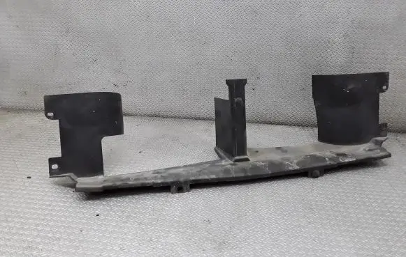 Ford Explorer Intercooler air guide/duct channel