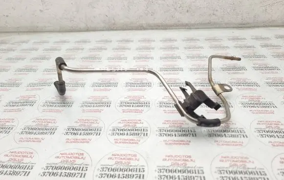 Volkswagen PASSAT B7 Vacuum line/pipe/hose 