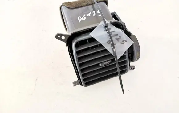 Mitsubishi Space Star Dash center air vent grill mr270232
