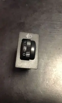 Toyota Avensis T250 Headlight level height control switch 8415205050