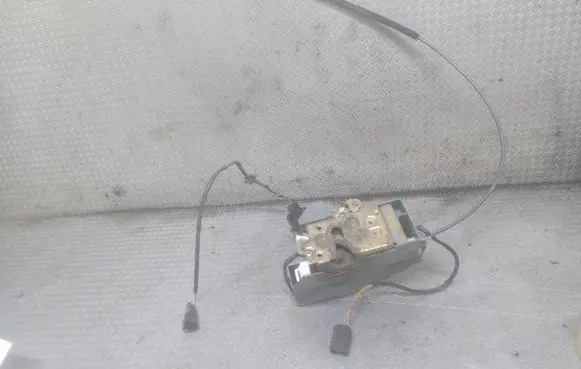 Ford Puma Front door lock 