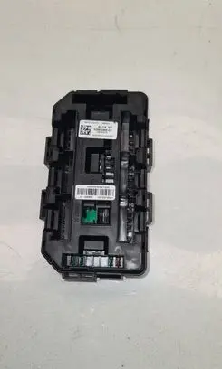 BMW 4 F36 Gran coupe Fuse box set 9389068 19549000001 10000099961