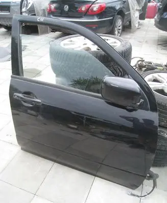 Mitsubishi Outlander Front door 5700A122