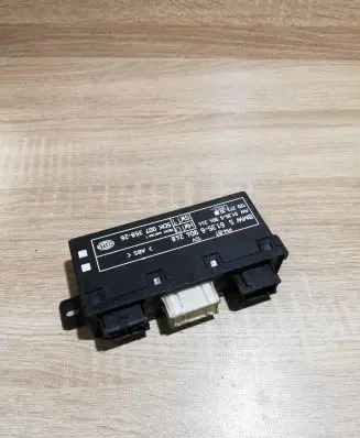 BMW 5 E39 Door control unit/module 6904248