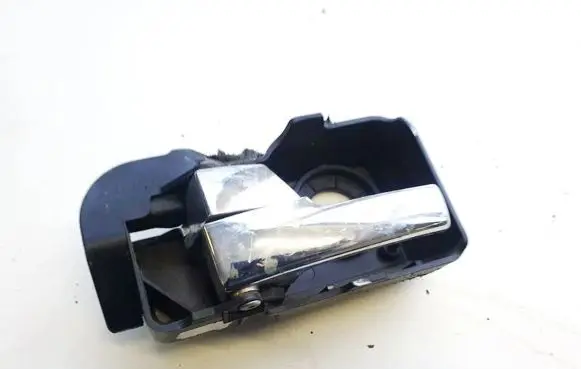 Rear door interior handle