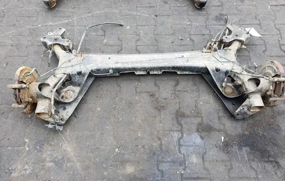 Renault Megane II Rear axle beam 
