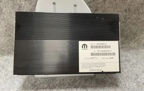 Dodge Durango Sound amplifier 68303980AA