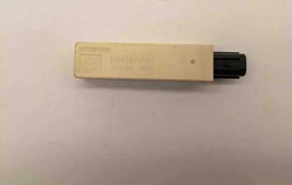 Mazda 3 II Central body control module KD47676NXA150701