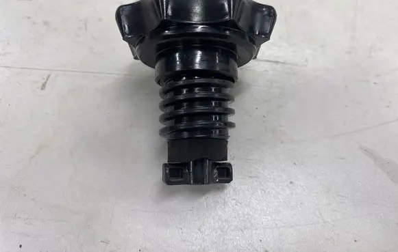Volkswagen Jetta VI Spare wheel bolt 