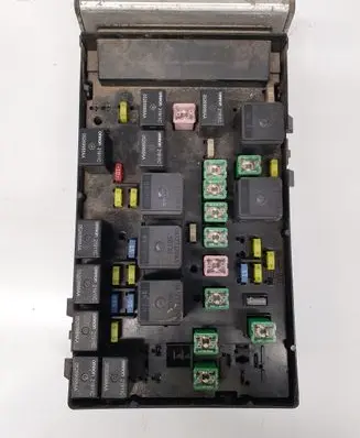 Chrysler Grand Voyager IV Fuse module 05144508AB 05144580AB