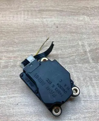 Volvo V70 Air flap motor/actuator 74933G 040304 WITHPLUG