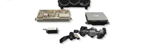 Mazda 3 I Engine control unit/module LF5018881F