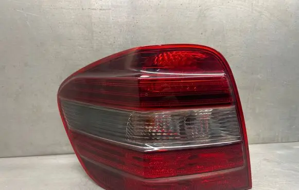 Mercedes-Benz ML W164 Rear/tail lights 404121L 404181L
