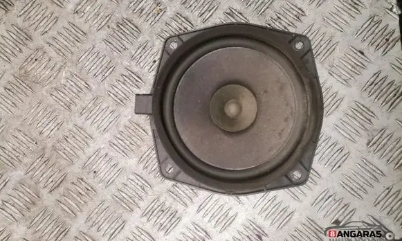 Mitsubishi Pajero Front door speaker mr306819