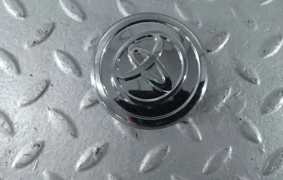 Toyota Yaris Cross Original wheel cap 426030F010