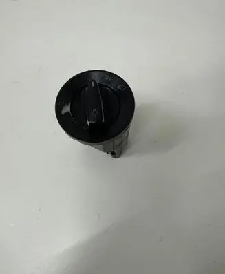 Volkswagen PASSAT B5.5 Light switch 04052030 1C0941531