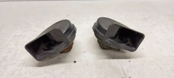 Jeep Grand Cherokee Horn signal A046495 E30055306