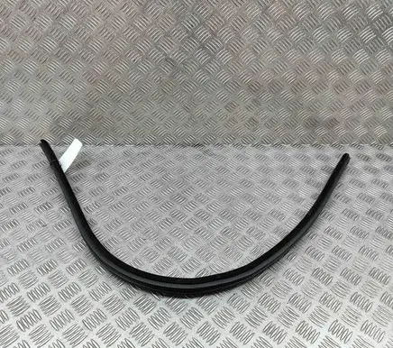 BMW 4 F32 F33 Rubber seal front coupe door 7279747