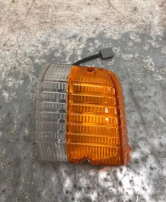 Peugeot 305 Front indicator light AXO4007G-BILI AXO4007G