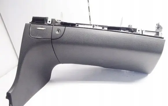 Mercedes-Benz E W211 Glove box
