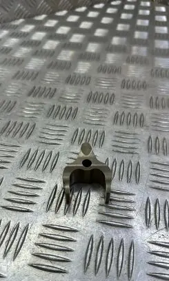 BMW 5 F10 F11 Fuel Injector clamp holder