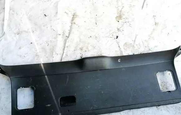 Volkswagen PASSAT B4 Other trunk/boot trim element 3A9867605