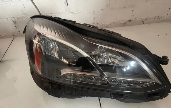 Mercedes-Benz E W212 Headlight/headlamp A2128209059 A2128209059KZ