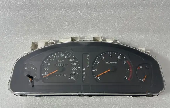 Mitsubishi Galant Speedometer (instrument cluster) MR471212 E492573108222
