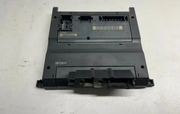 Mercedes-Benz S W221 Seat control module A2218702286