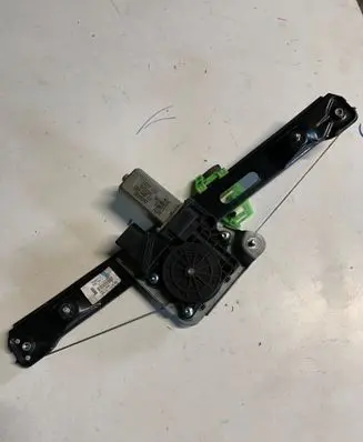 BMW 1 E81 E87 Rear door window regulator with motor 7067797