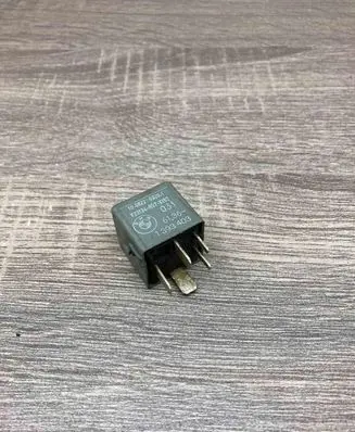 BMW 3 E36 Other relay 1393403 V23134B57X152