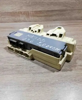 Mazda 626 Fuse module ga5rd062a13