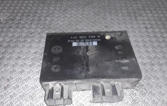 Volkswagen Golf IV Comfort/convenience module 1J0959799N