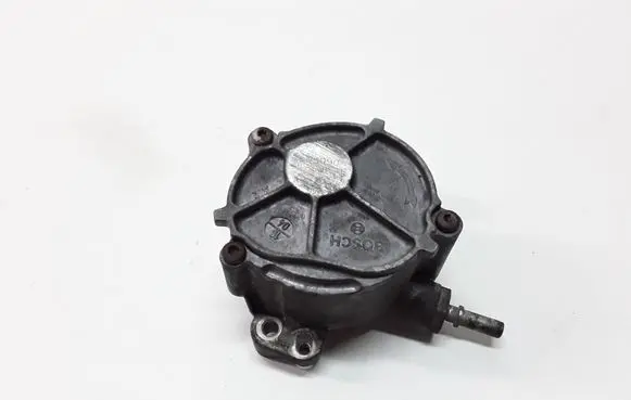 Peugeot 407 Vacuum pump