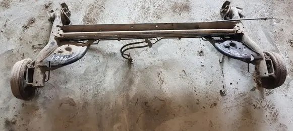 Nissan Note (E11) Rear axle beam 