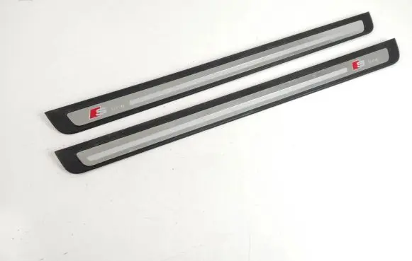 Audi A5 8T 8F sill trim set (inner) 8T0853373 8T0853374