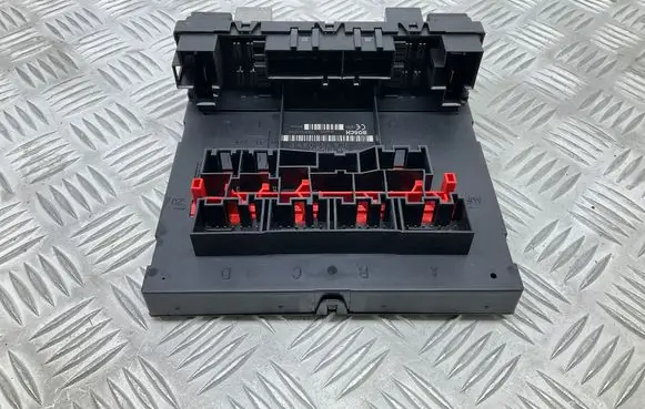 Volkswagen Tiguan Comfort/convenience module 3C8937049E