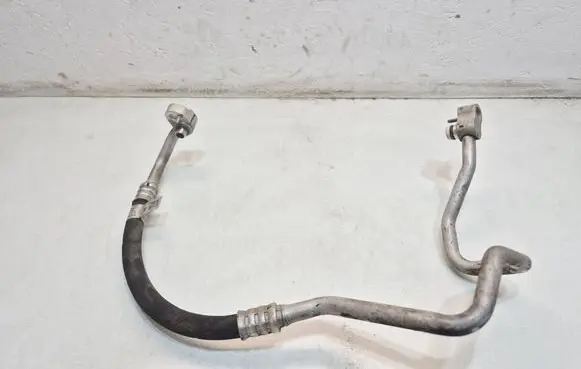 Mini Clubman F54 Air conditioning (A/C) pipe/hose 9869630