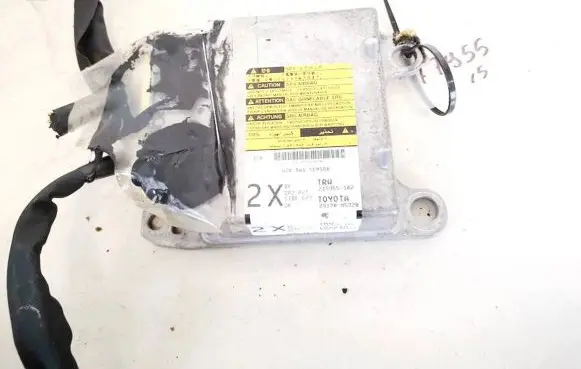 Toyota Avensis T250 Airbag control unit/module 8917005220 89170-05220
