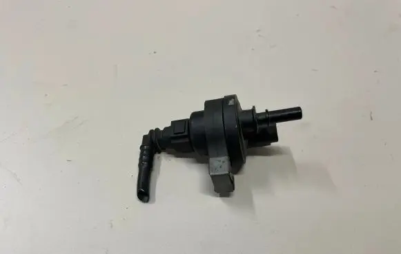 Valve vacuum