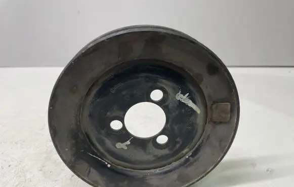Volkswagen Transporter - Caravelle T4 Power steering pump pulley 074145255A