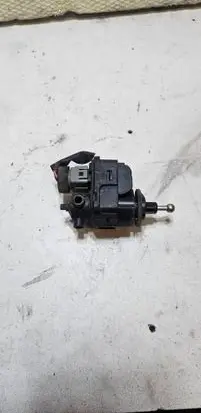 Honda CR-V Headlight level adjustment motor 00728244